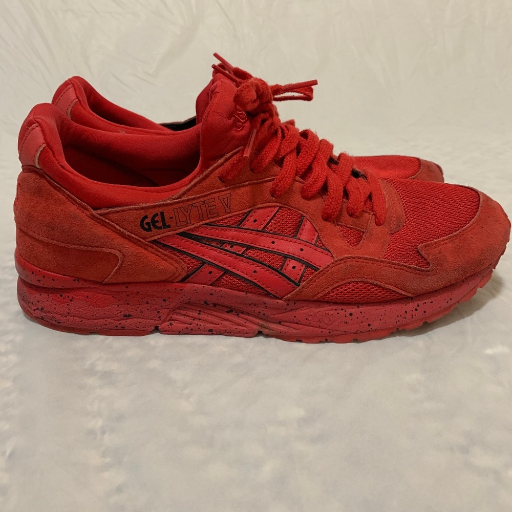 Asics Red Gel Lyte V Size 9.5